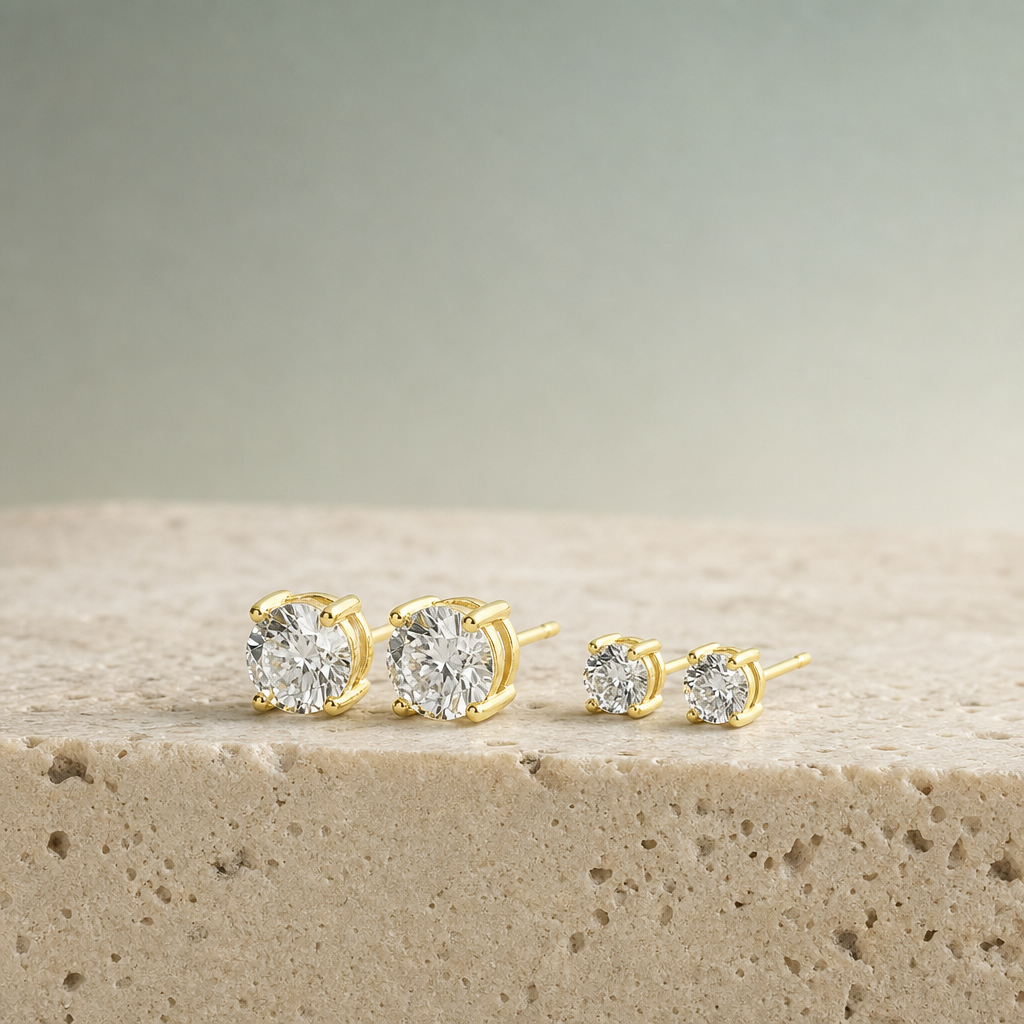 Classic Solitaire Stud Earrings (Gold)