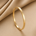 Ribbed Bangle (Gold)
