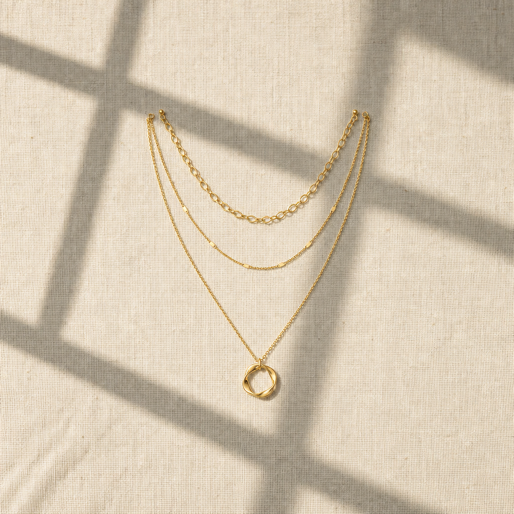 Three Layer Circle Necklace (Gold)